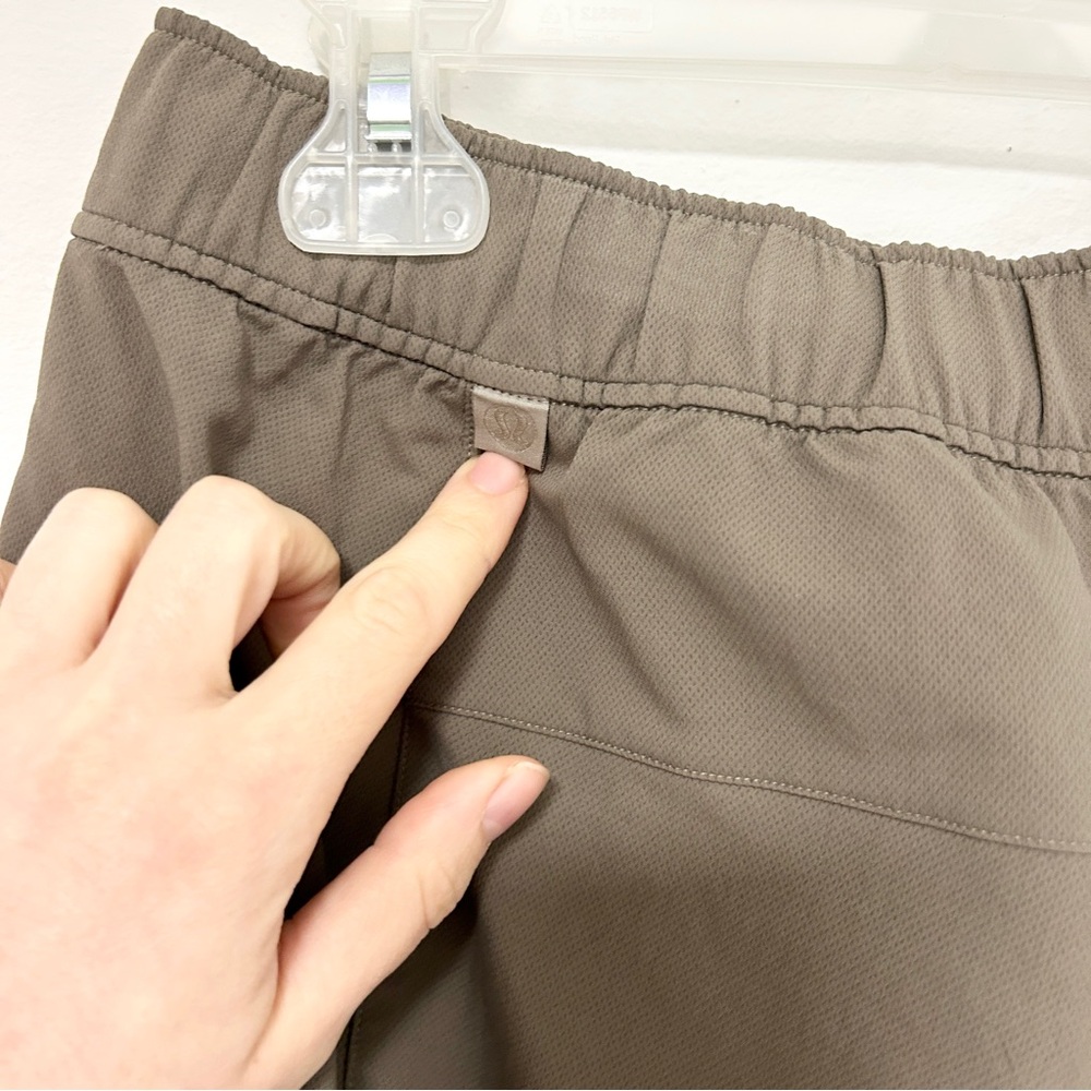 Lululemon Cargo Pocket Shorts Nomad - Picture 2 of 4